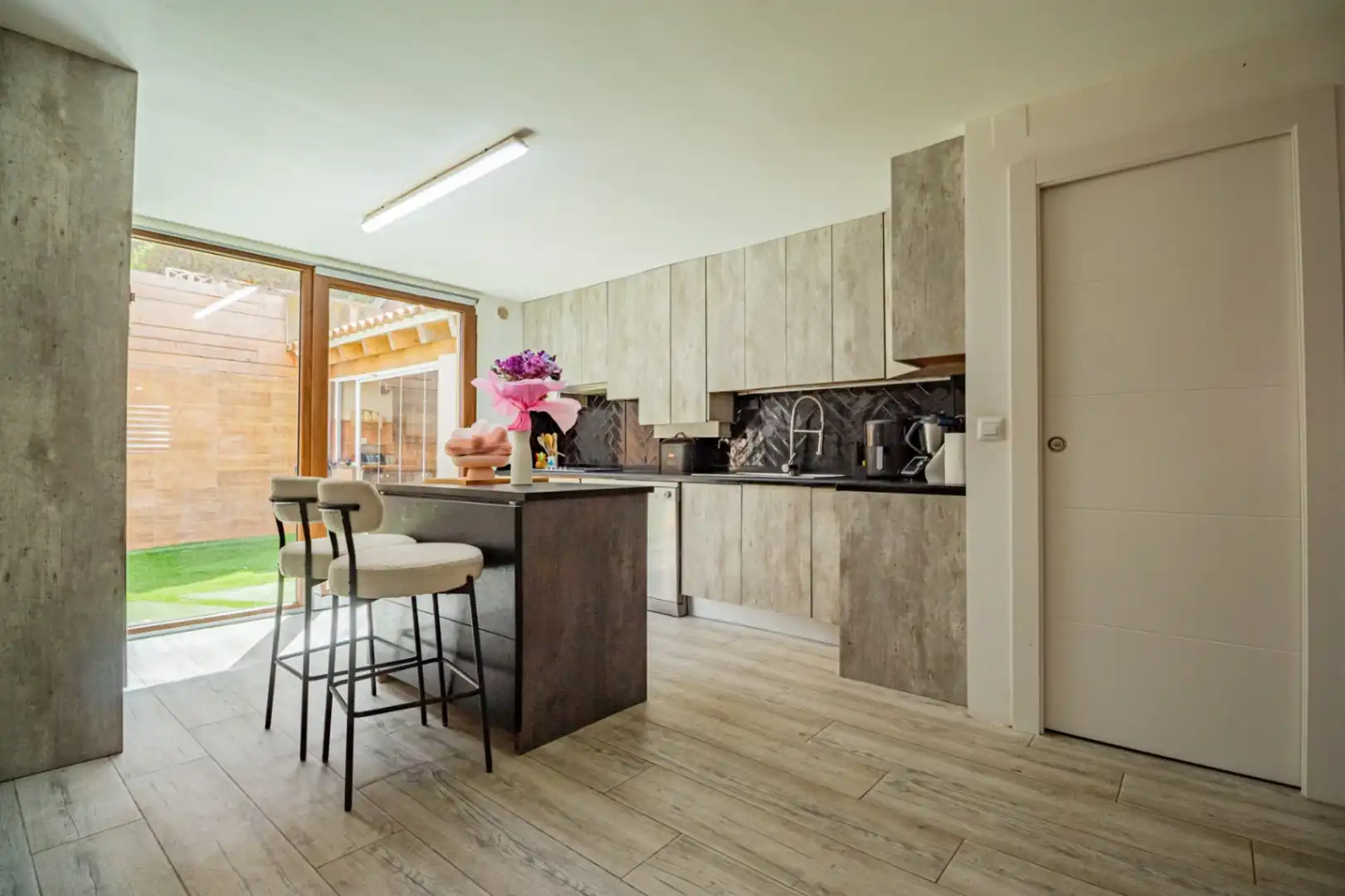 Cocina de Casa o chalet de alquiler en L'Alfàs del Pi con Aire acondicionado, Calefacción y Jardín privado