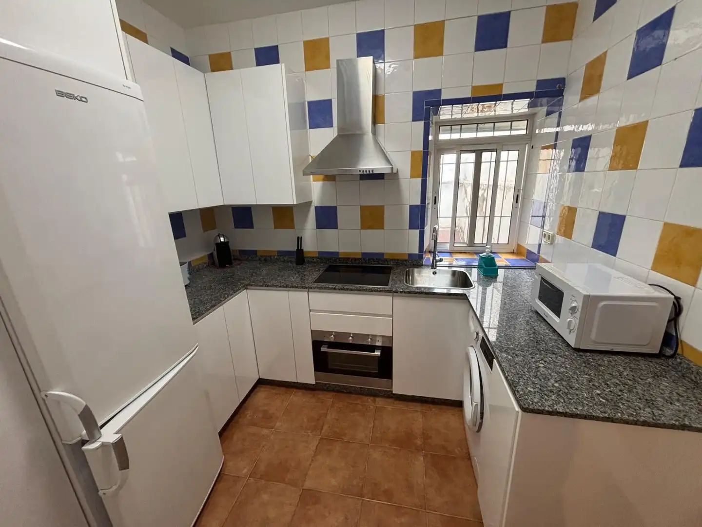 Cocina de Estudio de alquiler en Córdoba con Aire acondicionado y Amueblado