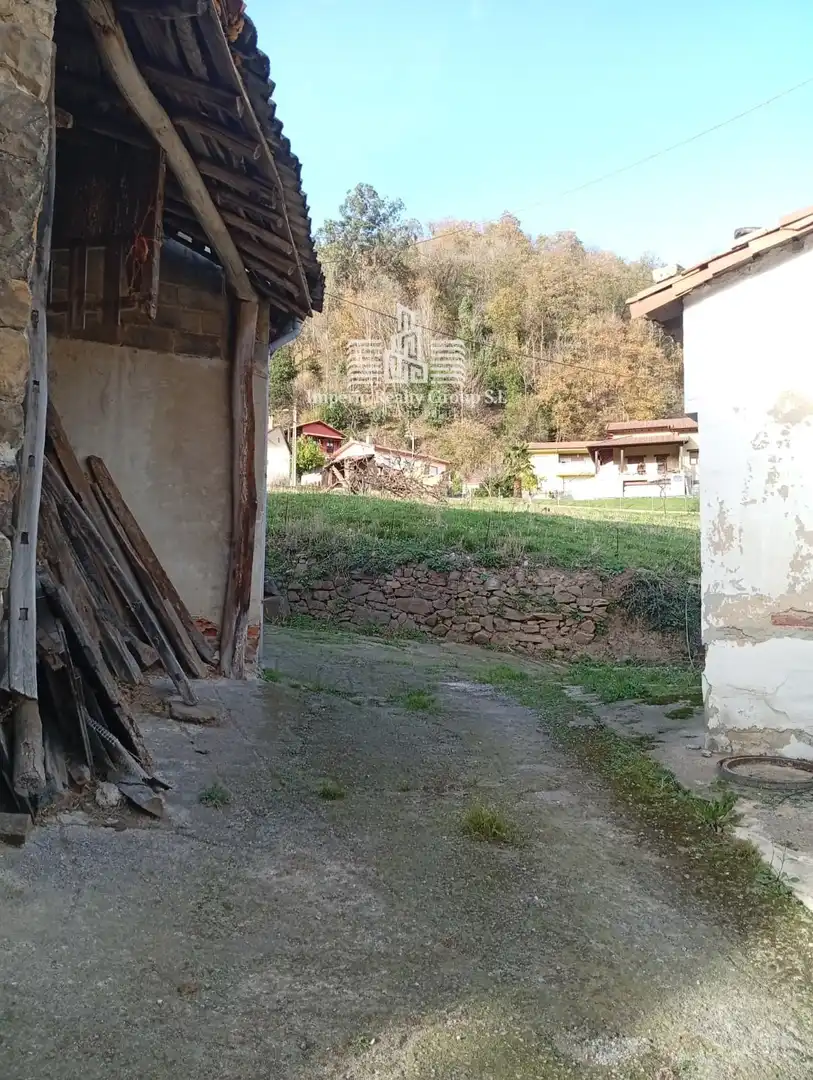 Außenansicht von Haus oder Chalet zum Verkauf in Mieres (Asturias) mit Terrasse