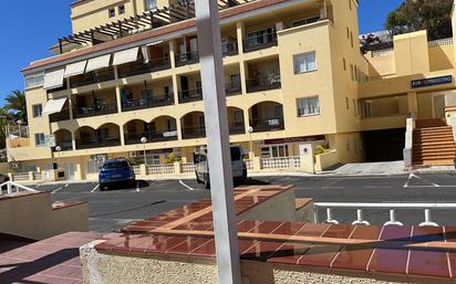 Vista exterior de Apartament en venda en Arona amb Jardí privat, Moblat i Rentadora
