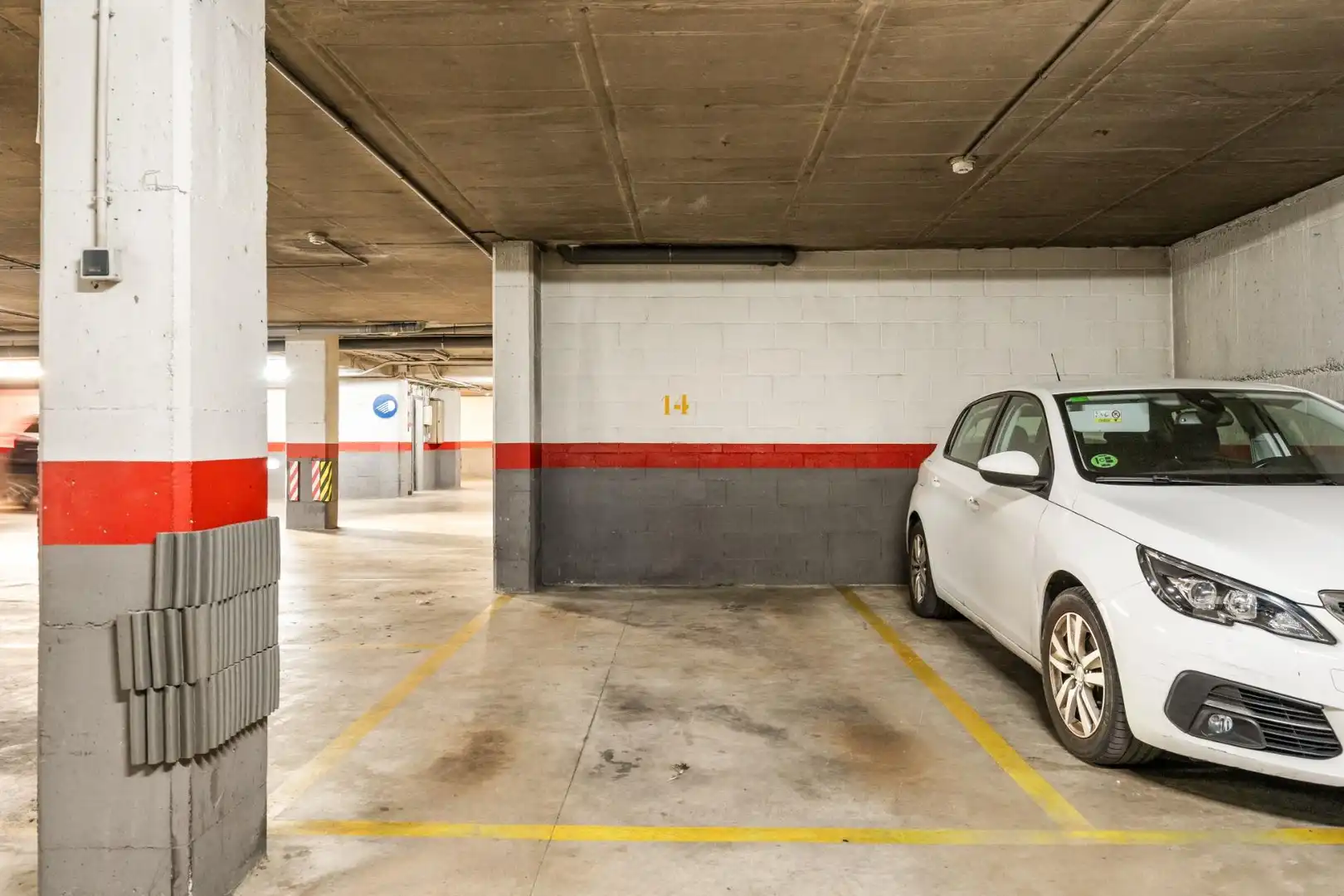 Parking of Flat for sale in Mataró  with Air Conditioner, Heating and Private garden