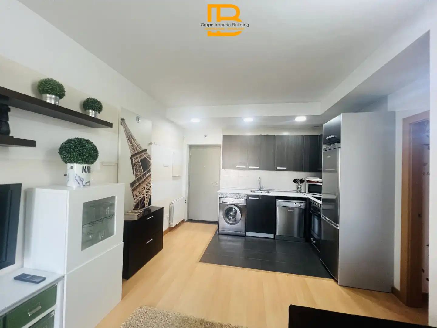 Cocina de Piso en venta en Villarcayo de Merindad de Castilla la Vieja con Calefacción, Parquet y Terraza