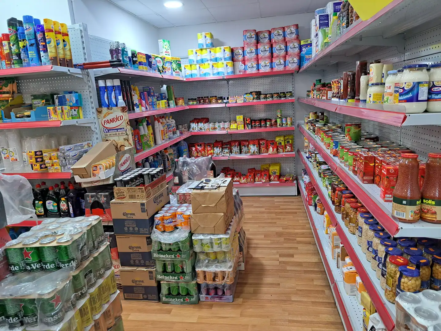 Local en traspaso en Vinyets - Molí Vell