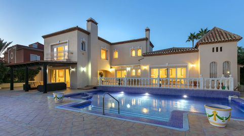 Foto 3 de Casa adosada en venda a Marbesa, Marbella