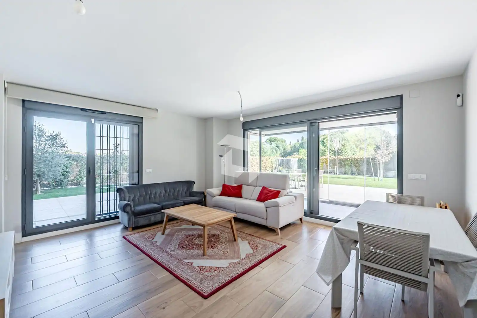Sala d'estar de Pis en venda en Boadilla del Monte amb Aire condicionat, Calefacció i Terrassa