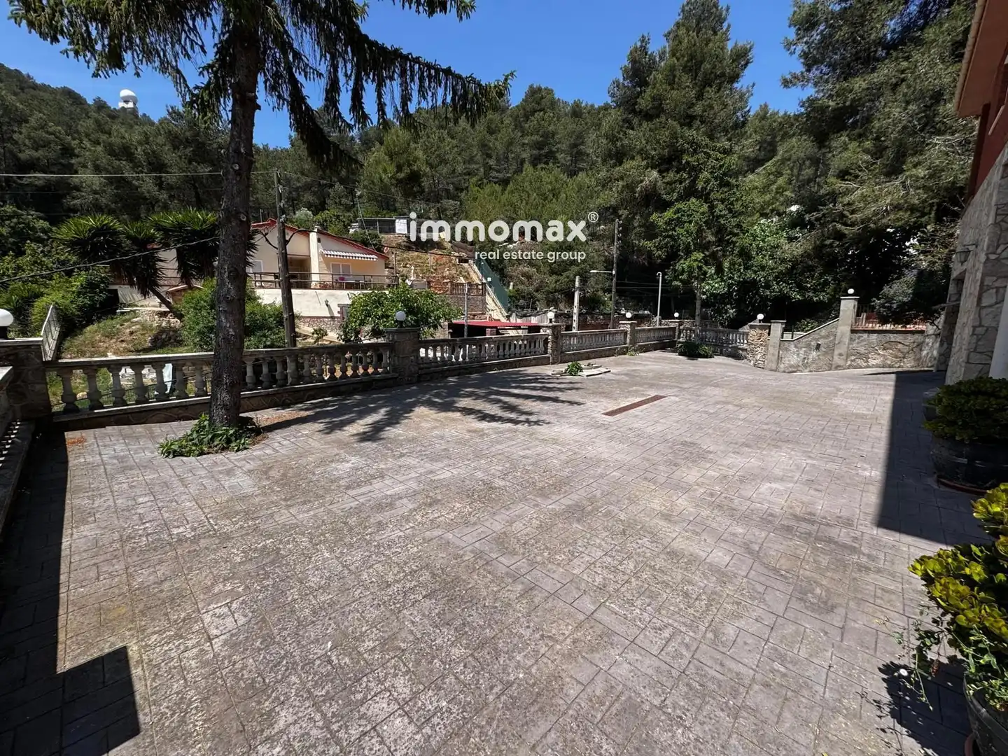 Vista exterior de Casa o chalet en venta en Vallirana con Aire acondicionado, Calefacción y Terraza