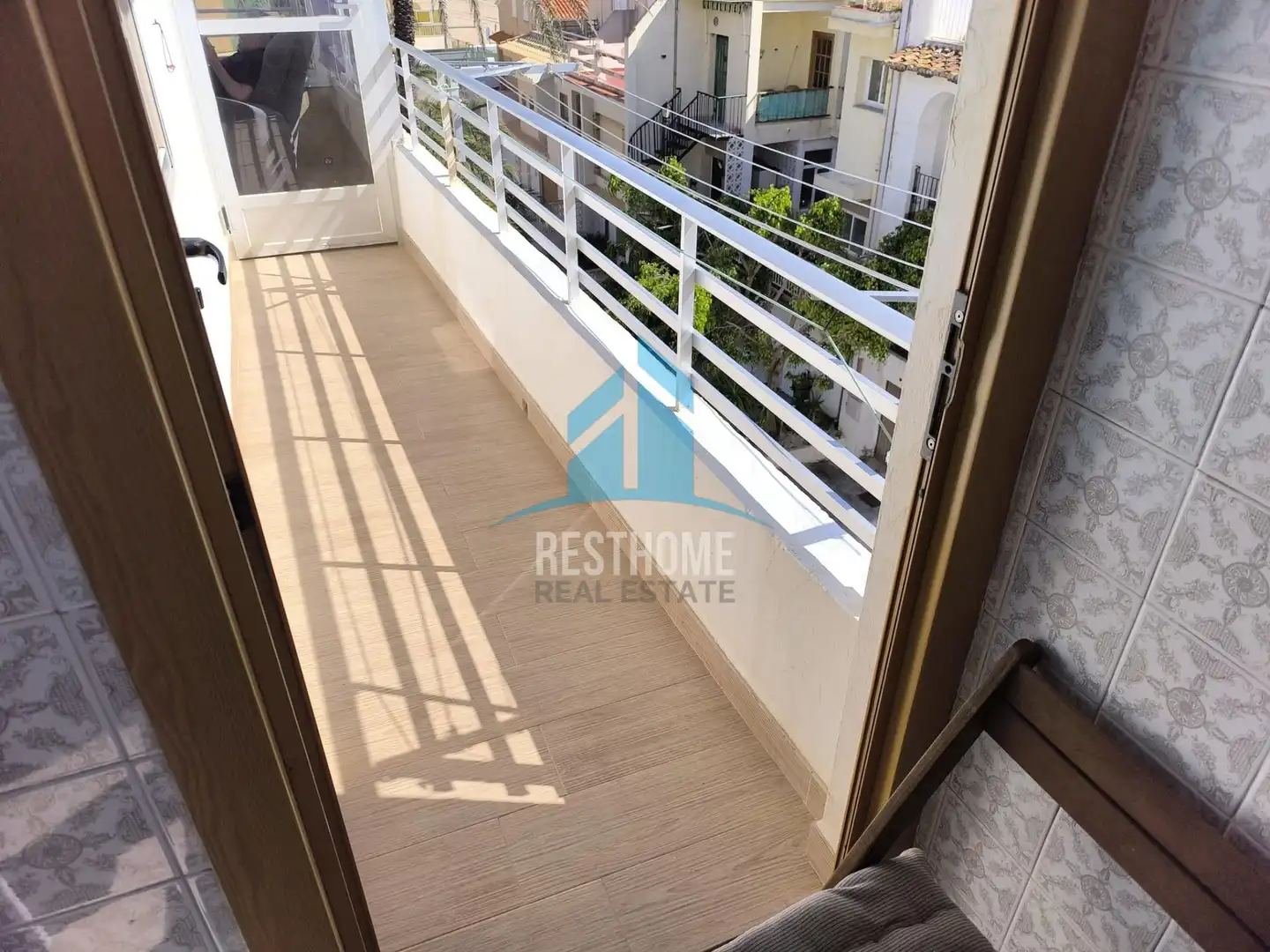 Terraza de Piso en venta en Tavernes de la Valldigna con Amueblado y Balcón