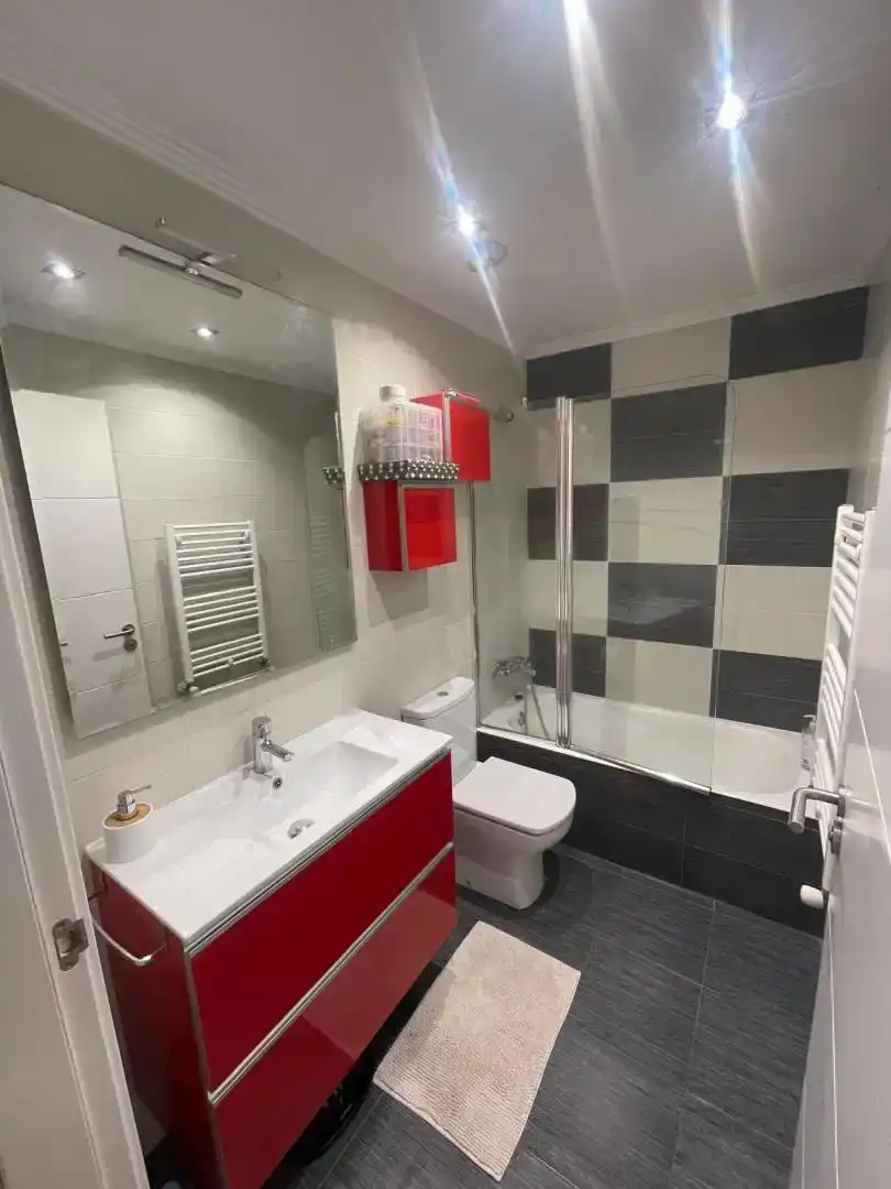 Bathroom of Flat for sale in Orio  with Balcony