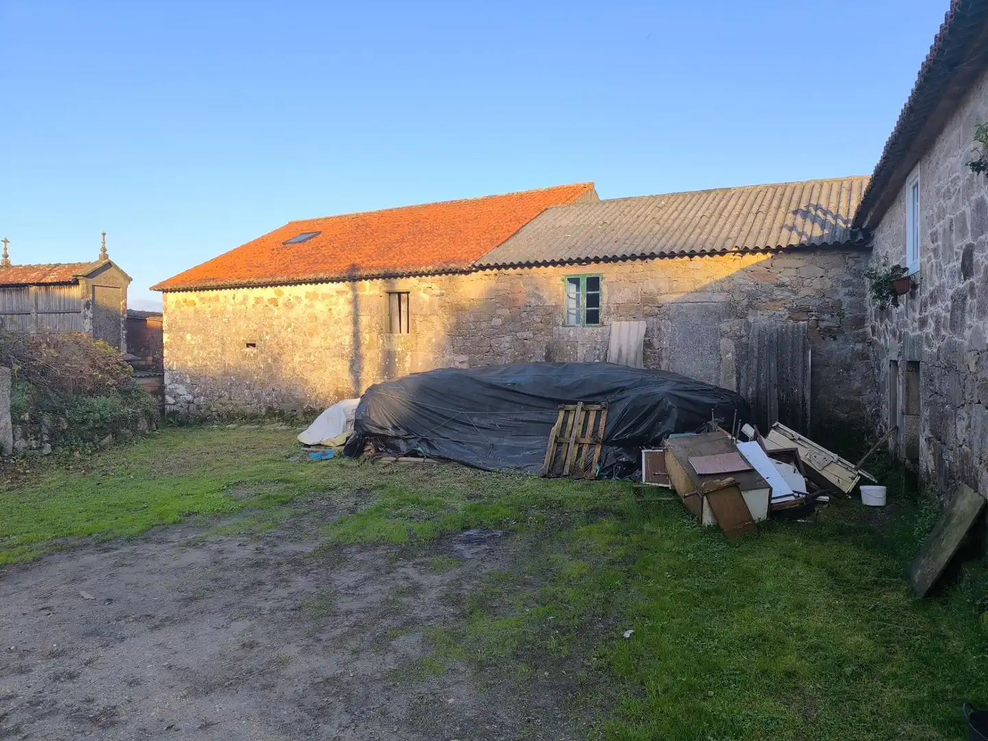 Houses for sale in Brión  with Private garden