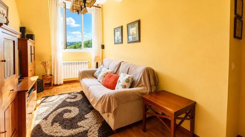 Foto 2 de Piso en venta en San Claudio - Trubia - Las Caldas, Oviedo