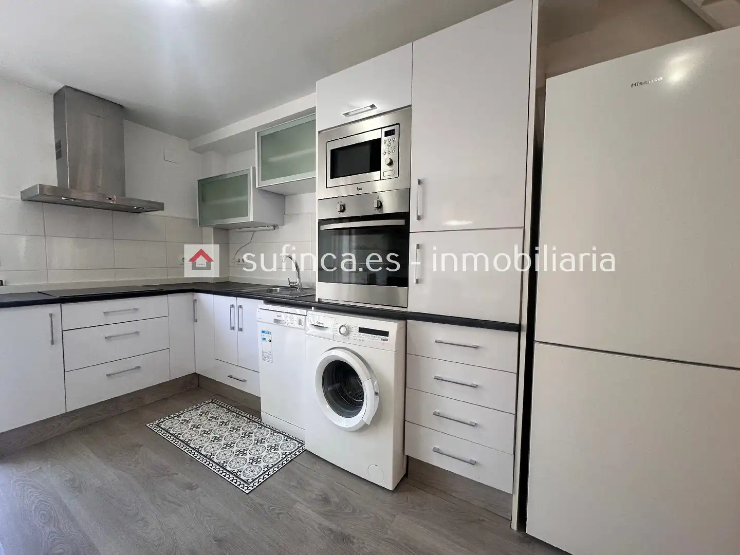 Chalet con jardín en alquiler en Centre - Zona Alta, imagen 3