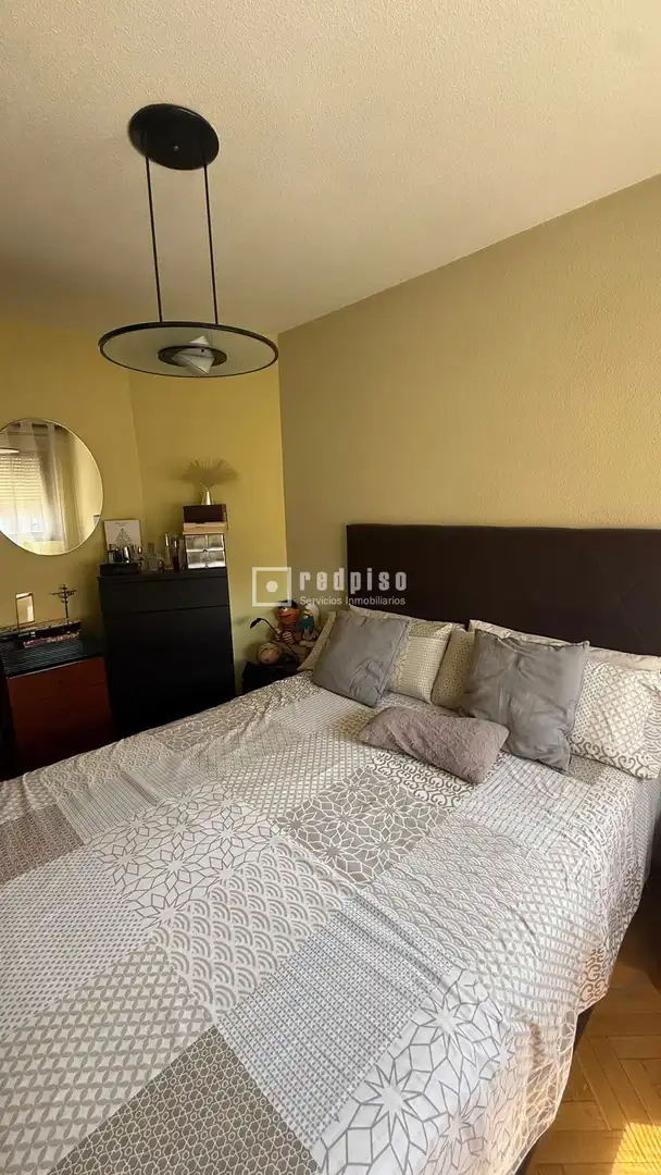 Bedroom of Flat for sale in Getafe  with Air Conditioner, Heating and Private garden