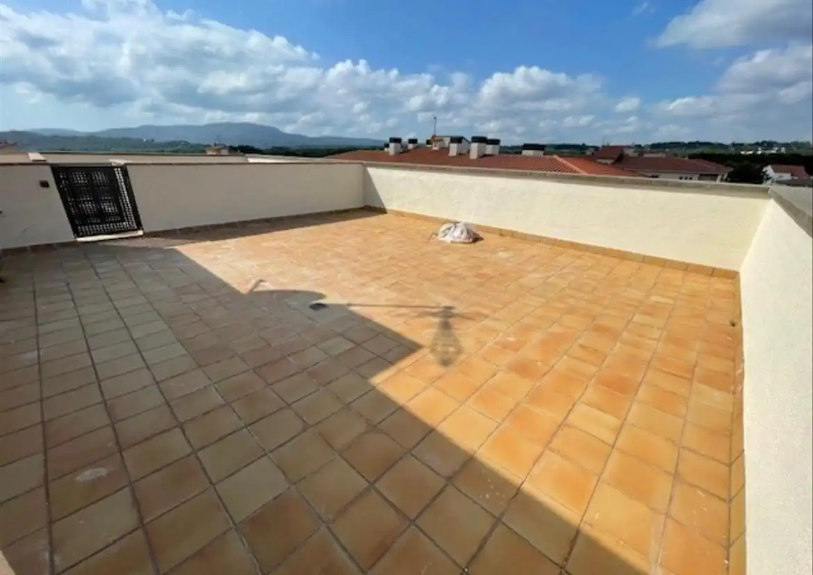Mini appartamento con terrazza in affitto a Carrer d'Antoni Gaudí, imagen 6