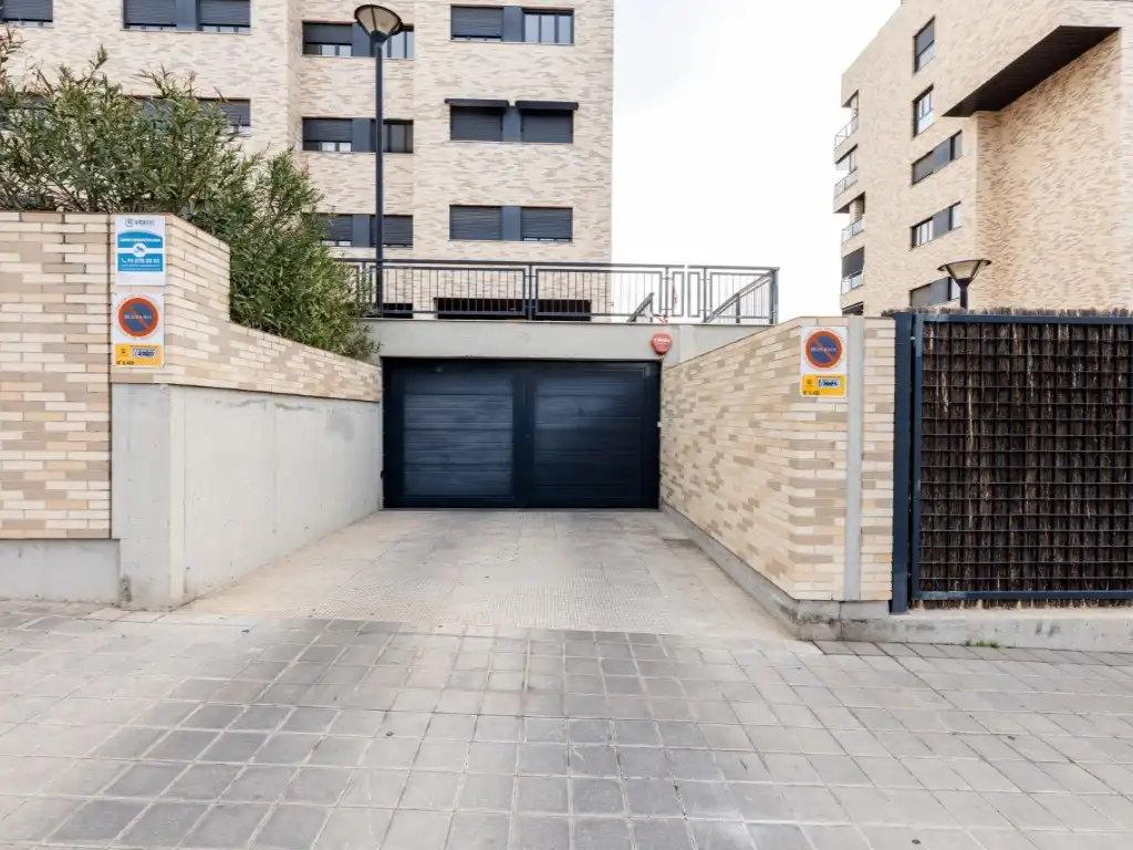 Aparcament de Garatge en venda en Alicante / Alacant