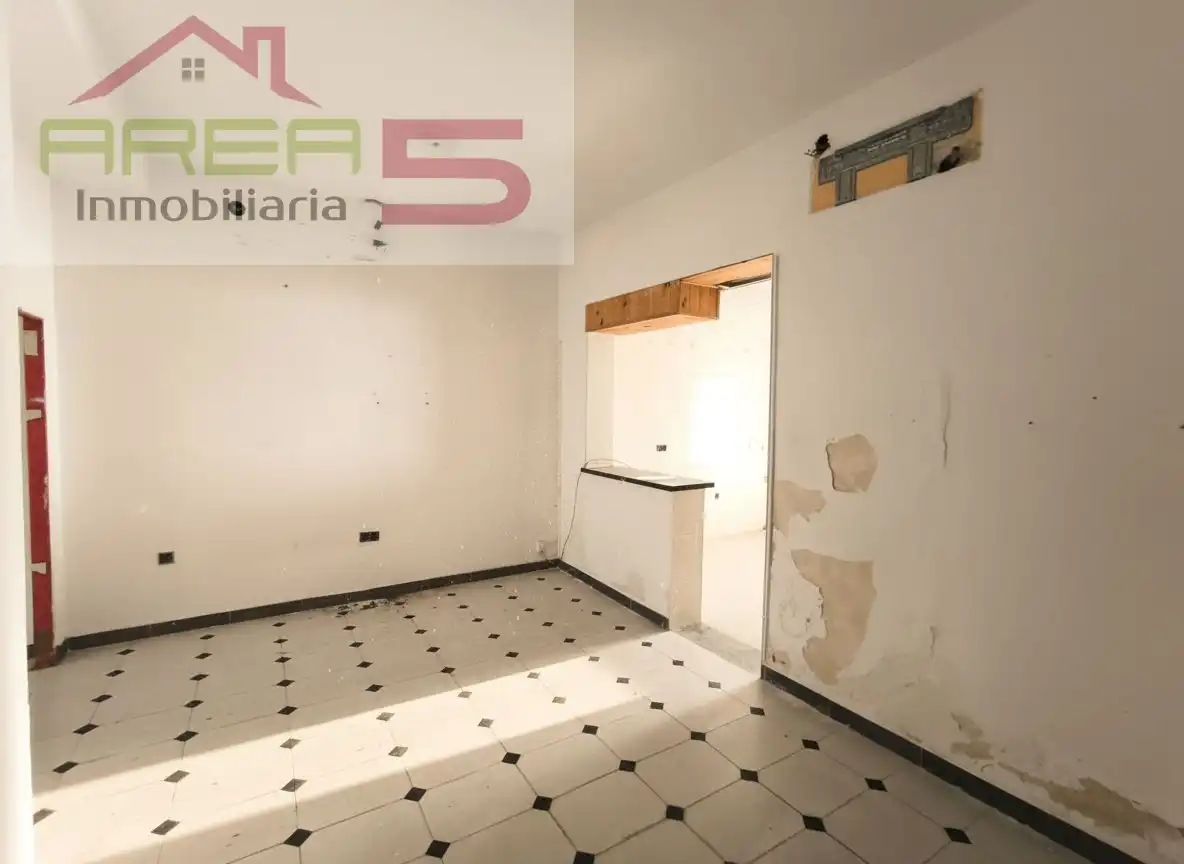 Casa adosada en venta en Santa Amalia con Trastero y Balcón