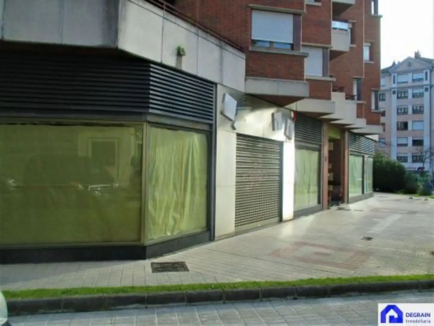 Local de lloguer en Oviedo 