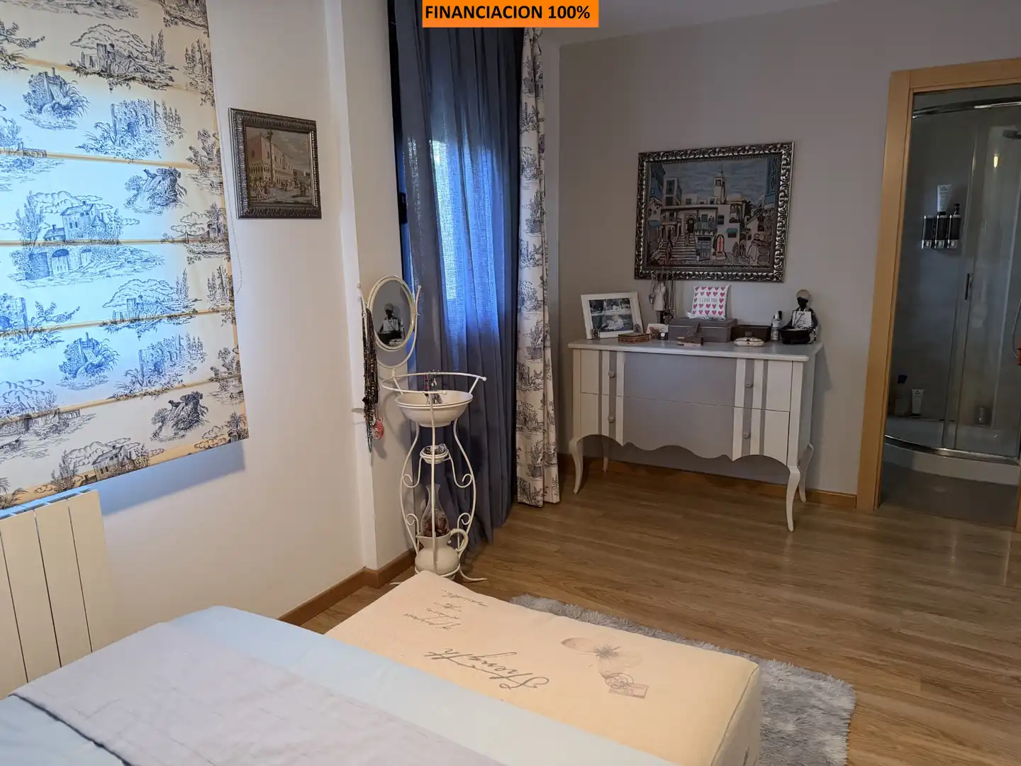 Houses for sale in Calle Paso, San Juan de Mozarrifar