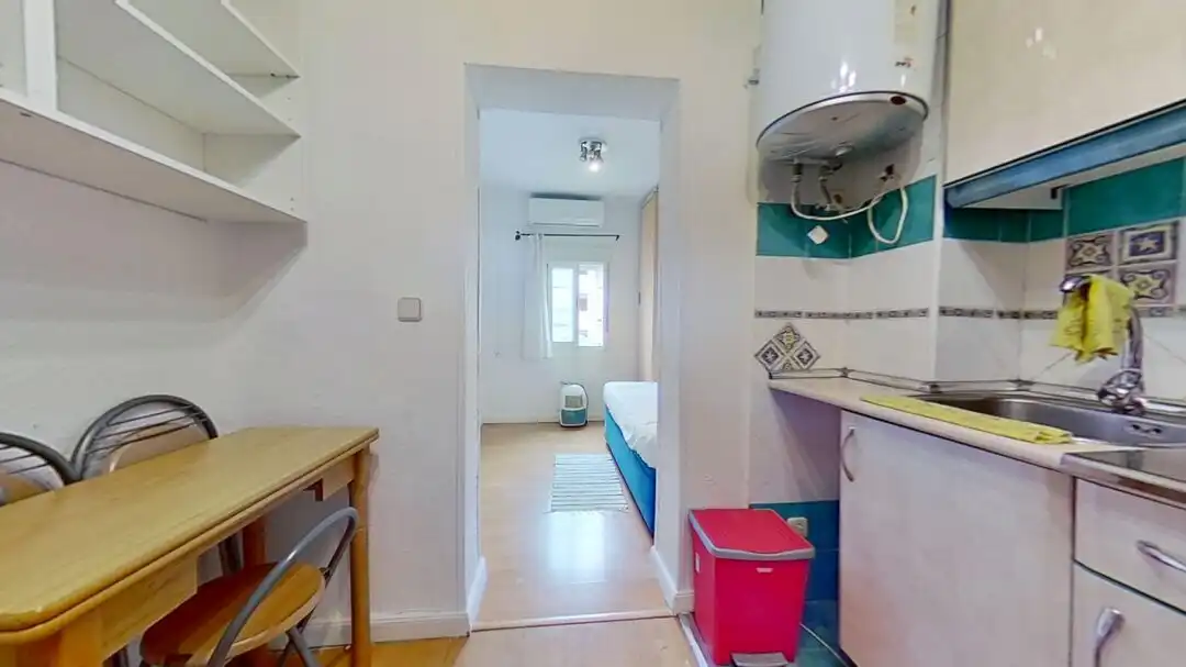 Habitación de Piso en venta en Madrid con Aire acondicionado y Calefacción