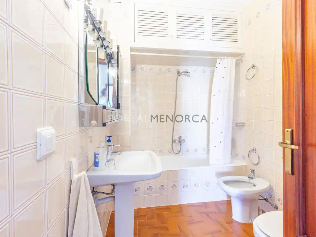 Baño de Piso en venta en Maó - Mahón con Terraza y Balcón