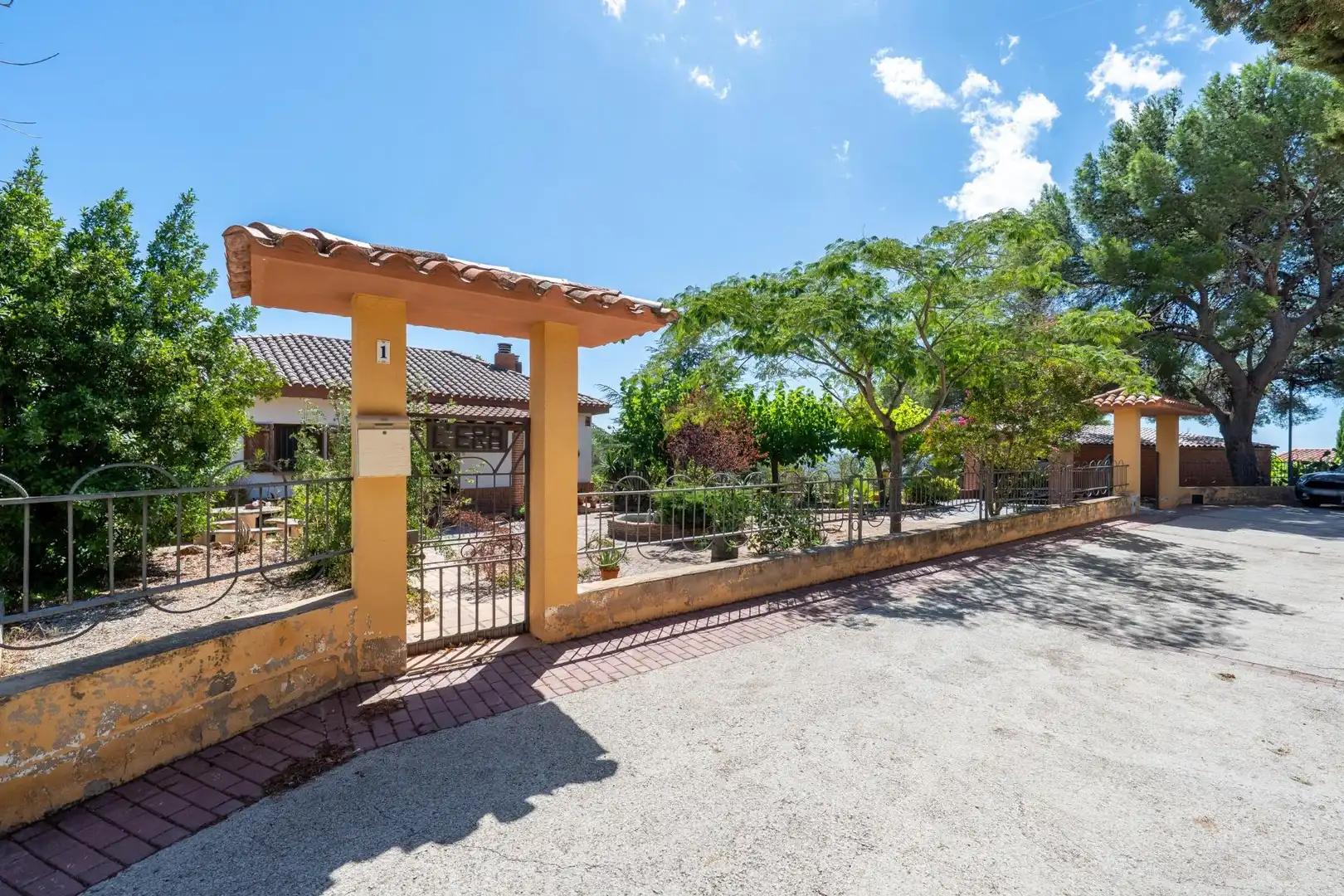 Vista exterior de Casa o xalet en venda en Figuerola del Camp amb Calefacció, Jardí privat i Terrassa