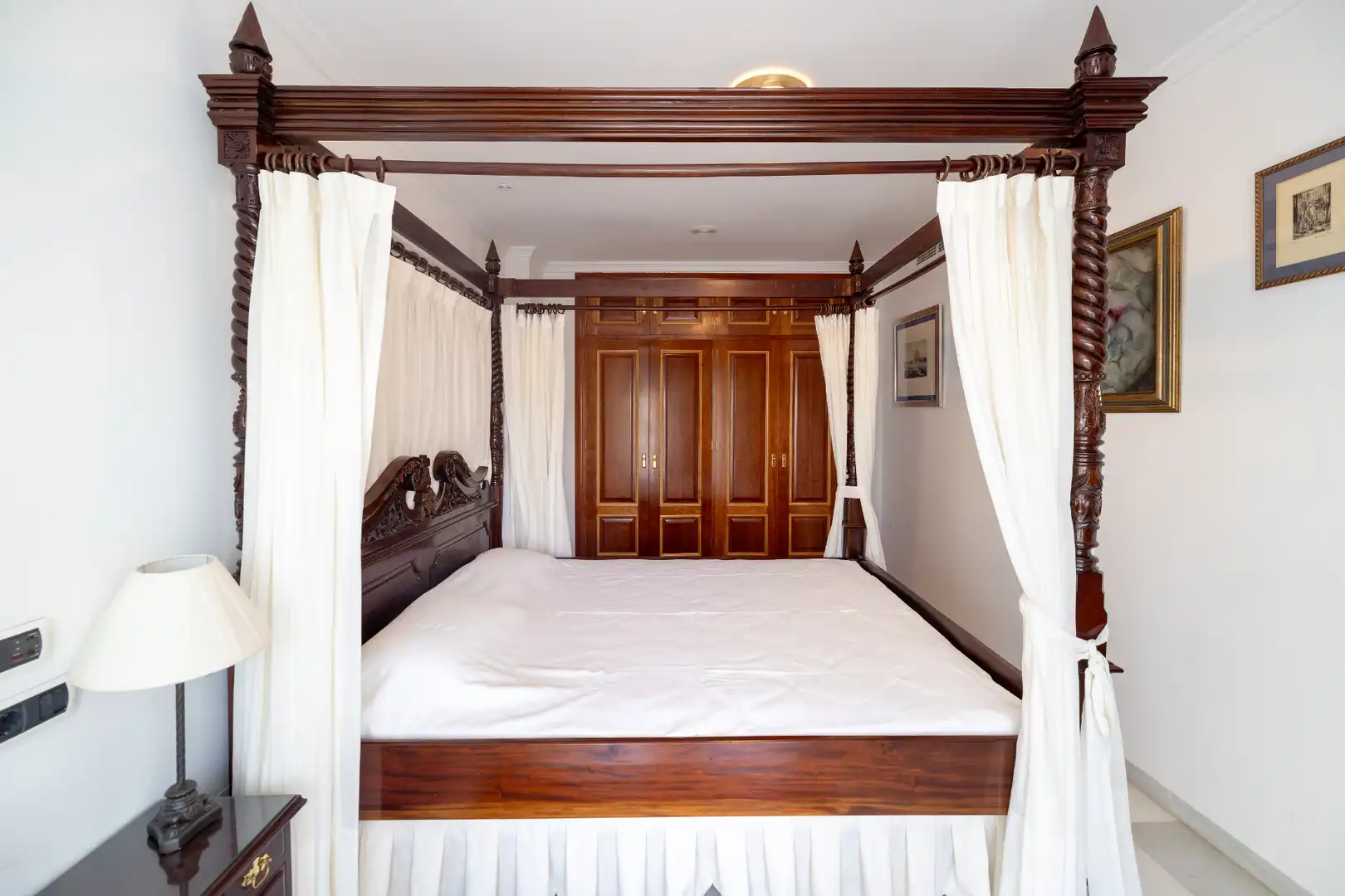 Habitación de Casa adosada en venta en Málaga con Aire acondicionado, Calefacción y Jardín privado