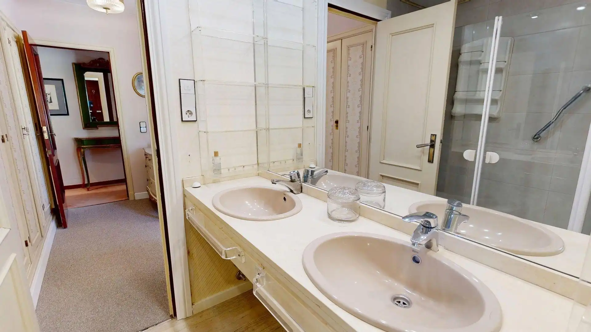 Baño de Casa o chalet en venta en Zaragoza con Aire acondicionado, Calefacción y Jardín privado