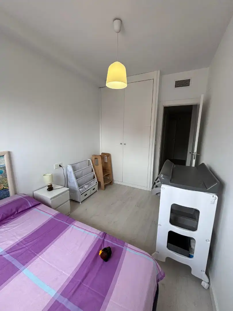 Bedroom of Flat for rent in Granada  with Air Conditioner, Heating and Terrace