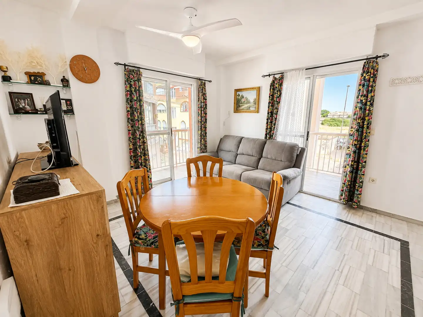 Dining room of Flat for sale in Torrevieja  with Terrace, Storage room and Furnished