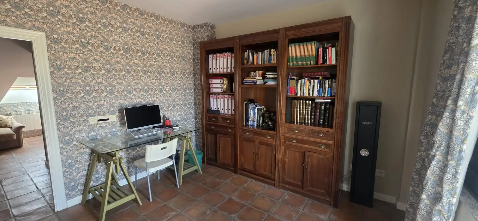 Houses for sale in Guijuelo  with Balcony