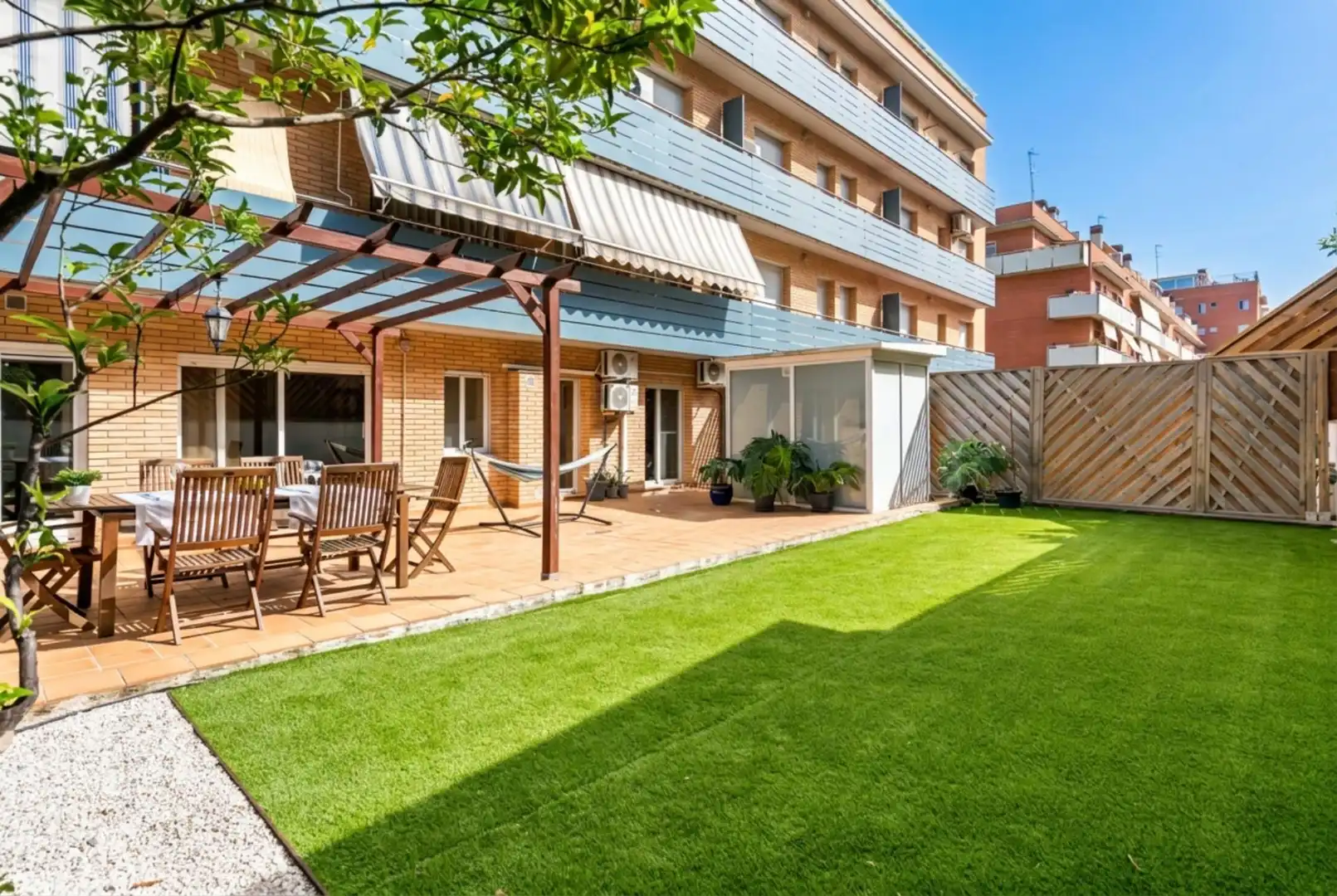 Terrassa de Pis en venda en Mataró amb Aire condicionat, Calefacció i Jardí privat