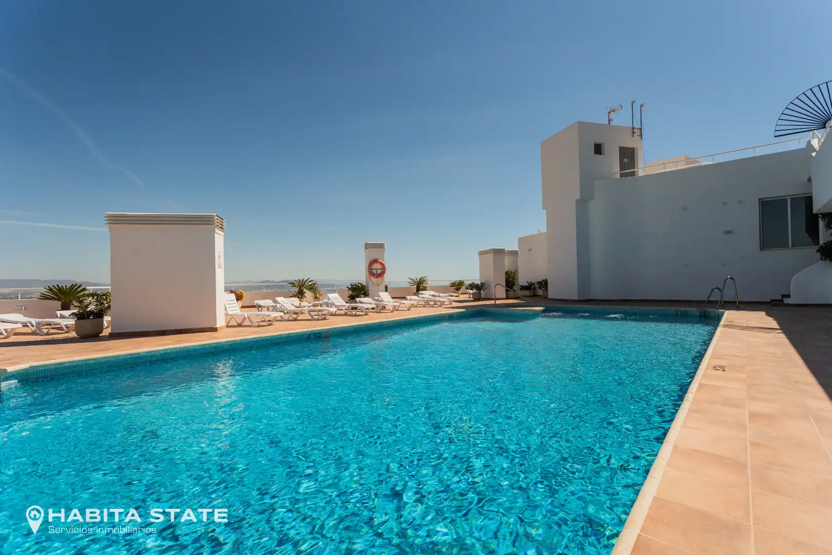 Swimming pool of Flat for rent in Mojácar  with Air Conditioner, Furnished and Pets allowed