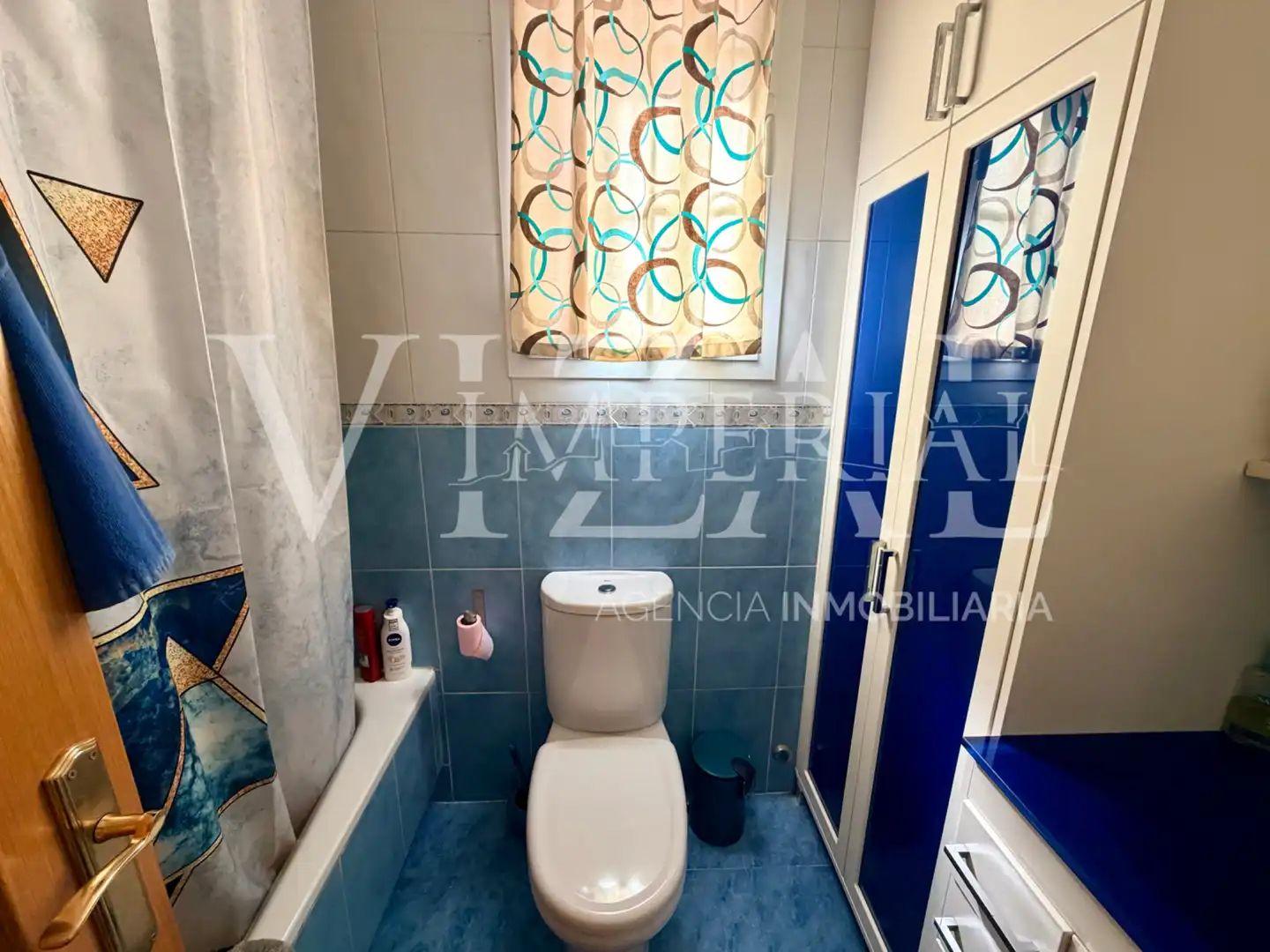 Baño de Casa adosada en venta en Argés con Aire acondicionado, Calefacción y Amueblado