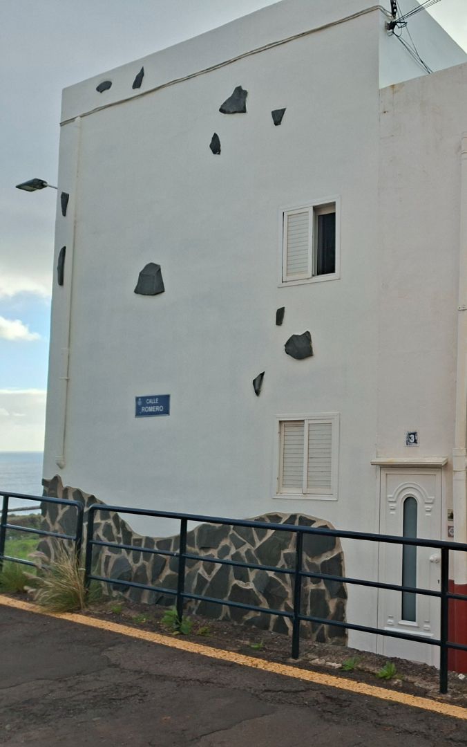 Exterior view of Flat for sale in  Santa Cruz de Tenerife Capital
