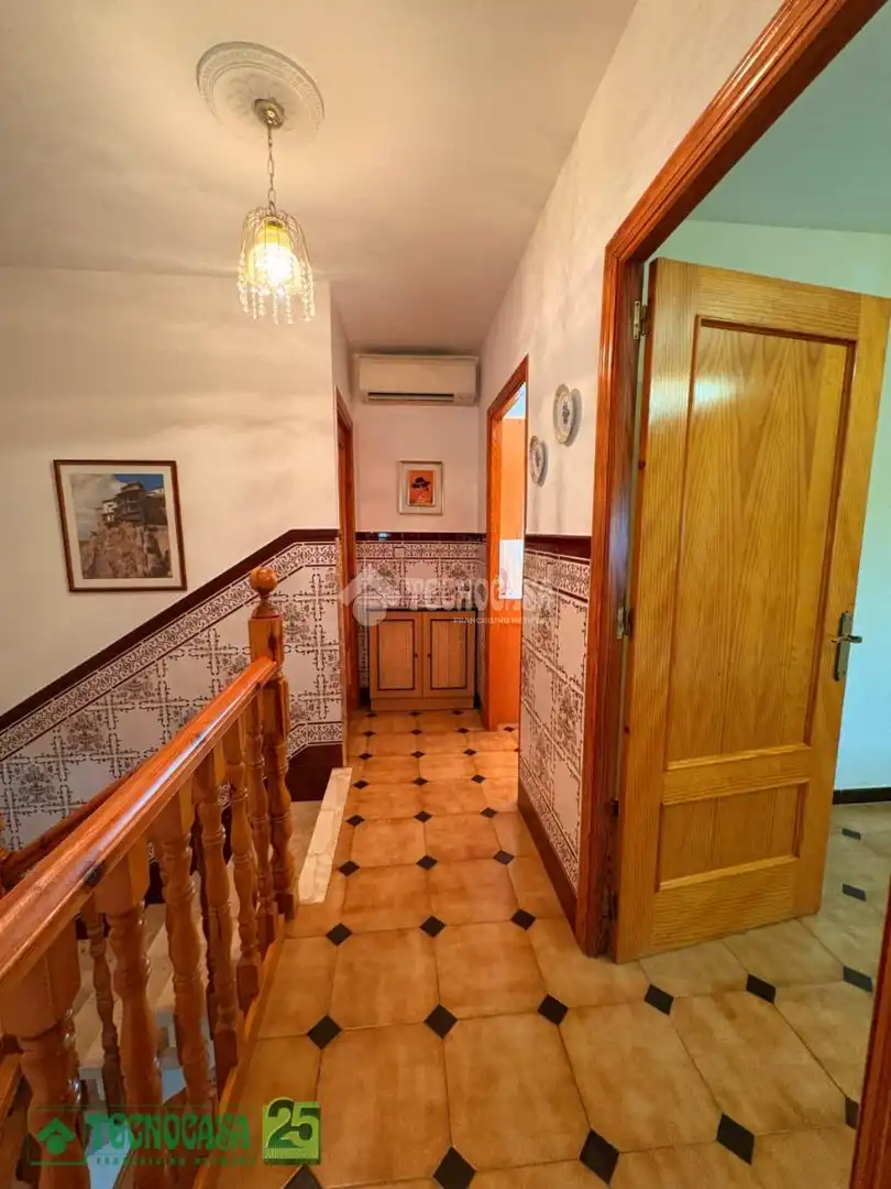 Casa adosada en venda a C. Real, Corral de Almaguer