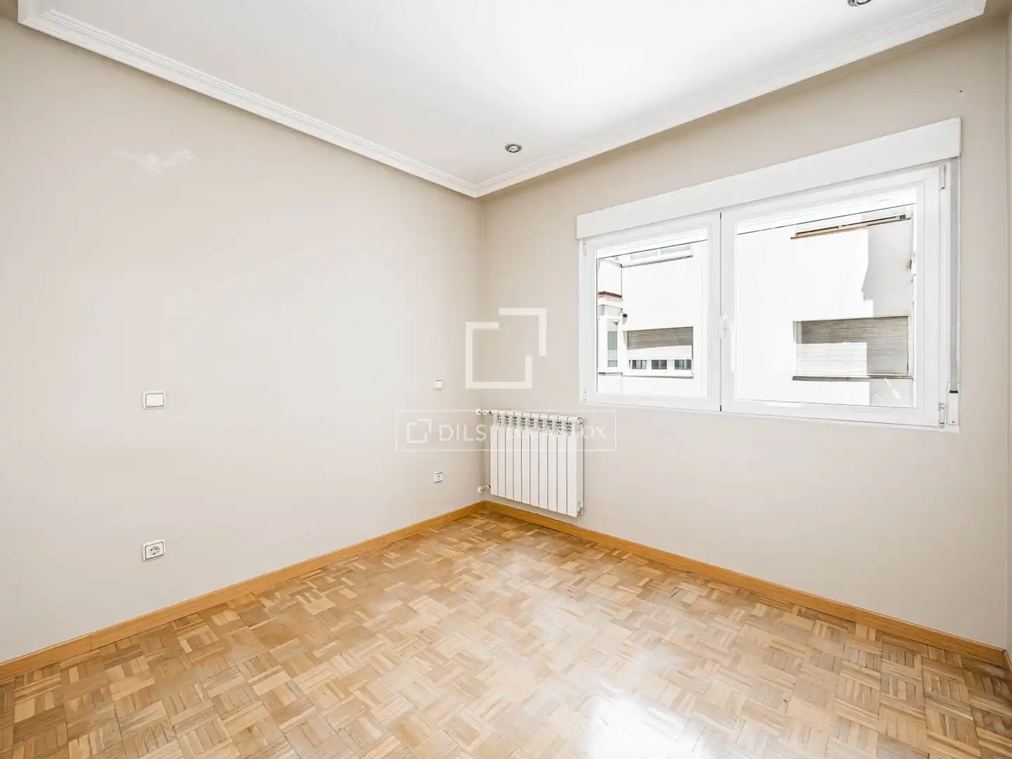 Habitación de Piso en venta en Madrid con Aire acondicionado y Calefacción