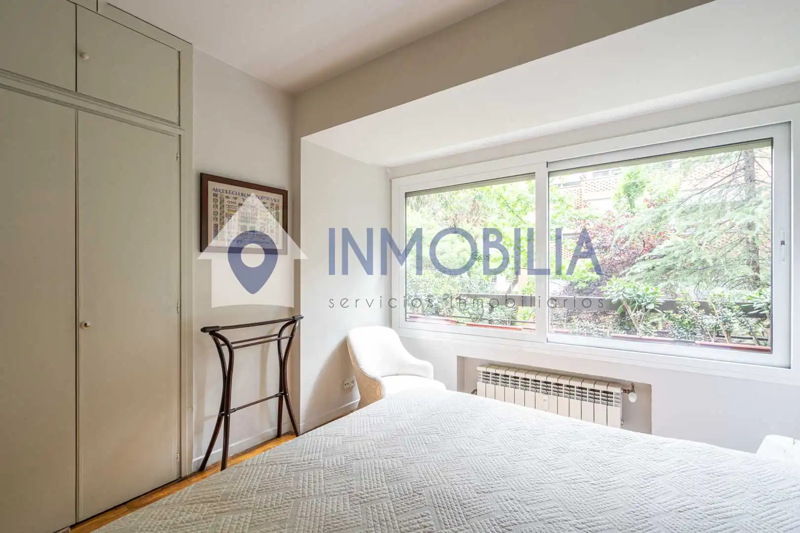 Habitación de Piso en venta en Madrid con Calefacción, Jardín privado y Trastero