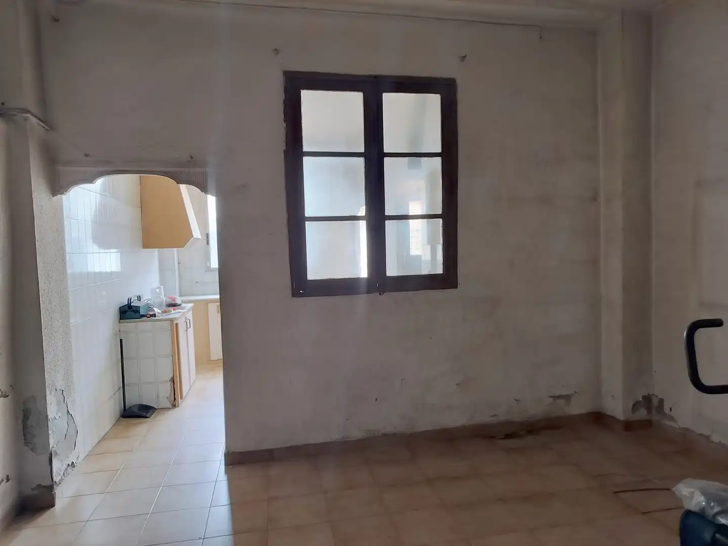 Cuina de Casa o xalet en venda en La Pobla de Vallbona amb Terrassa i Traster
