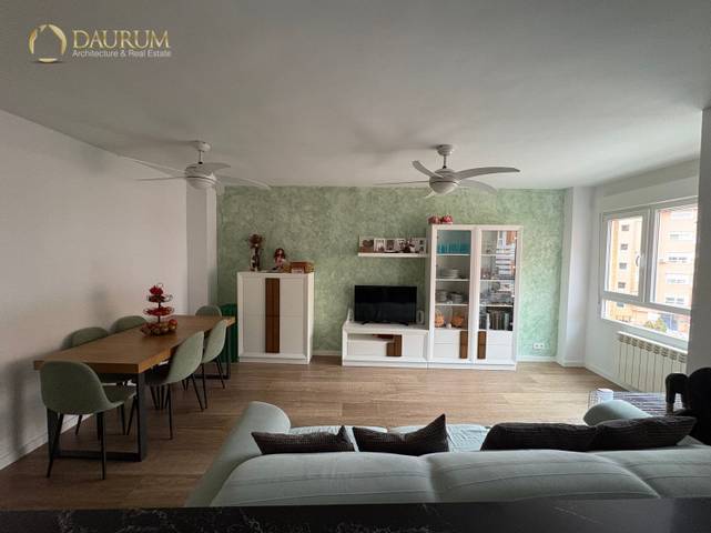 Piso en Venta en Peloponeso en Pueblo Nuevo