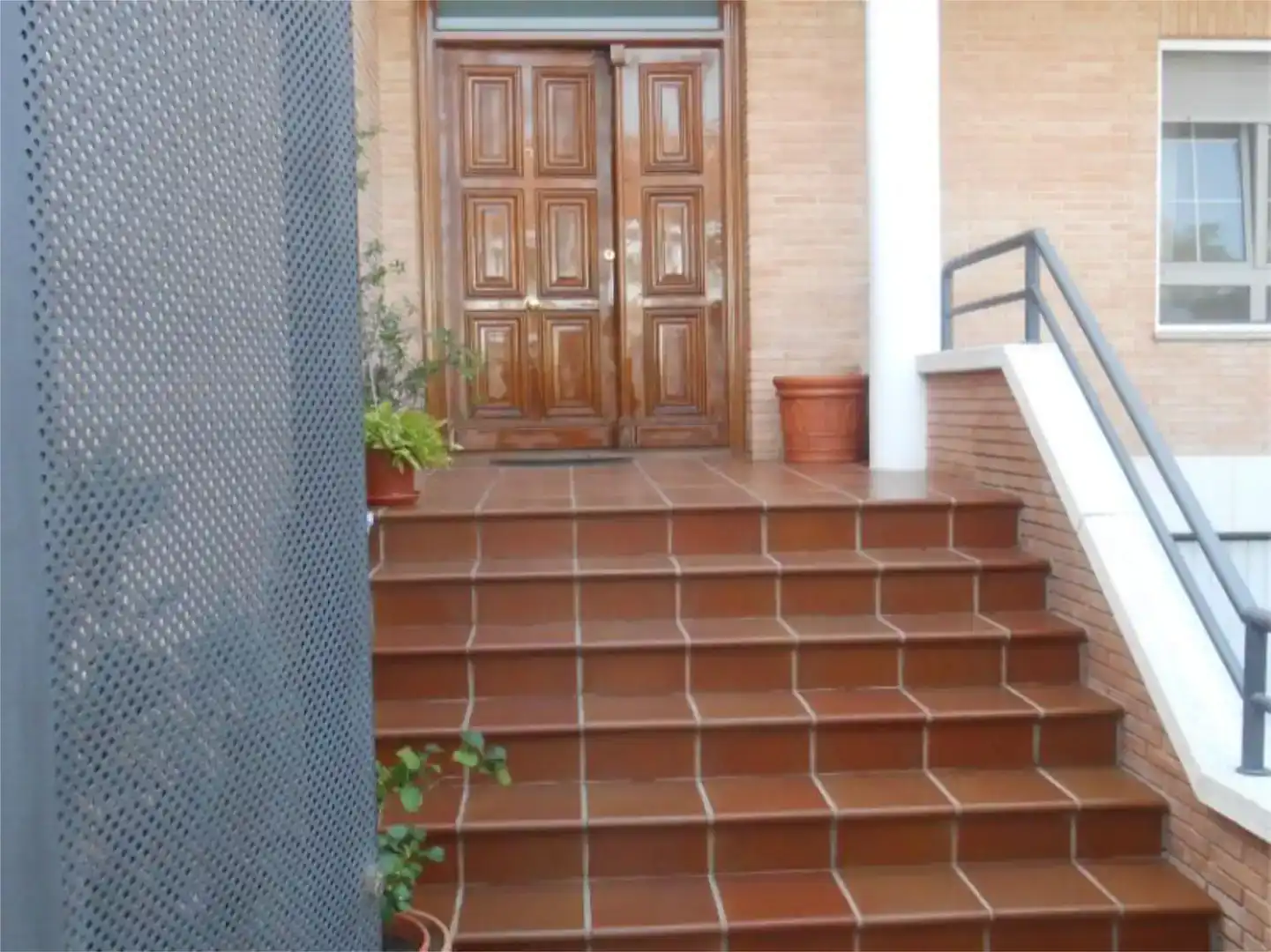 Casa adosada en venda en Ciudad Real Capital amb Aire condicionat i Piscina