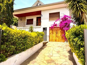 House with pool for sale in Carrer Can Duran