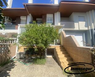 Exterior view of Single-family semi-detached for sale in Salou  with Air Conditioner and Balcony