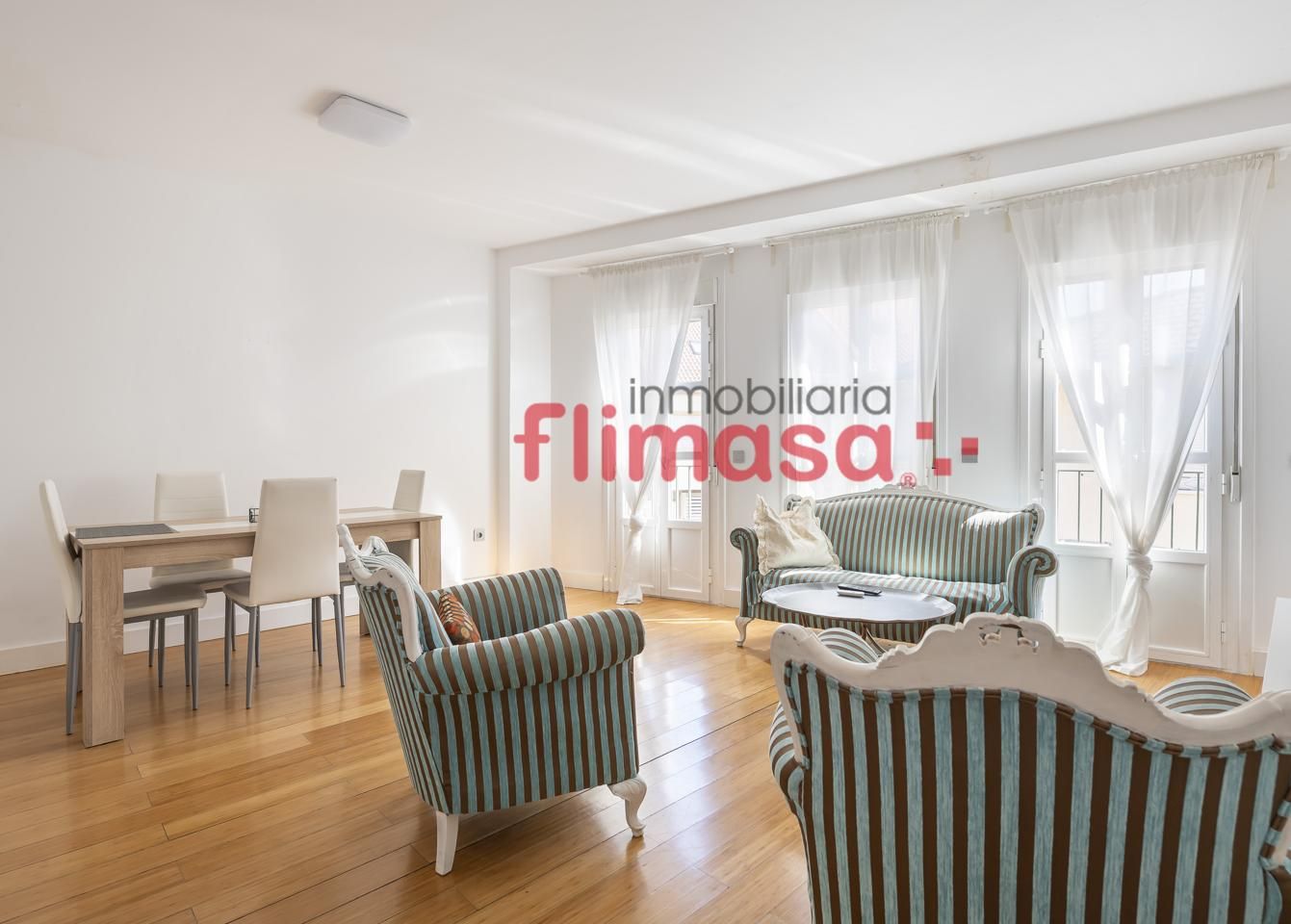 Sala d'estar de Dúplex en venda en Villaviciosa de Odón