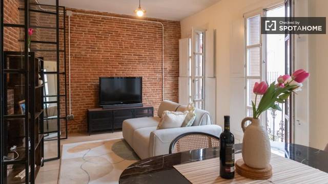 Piso en Alquiler en Embajadores - Lavapiés