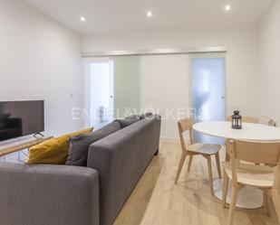 Living room of Apartment to rent in  Madrid Capital  with Air Conditioner, Heating and Storage room