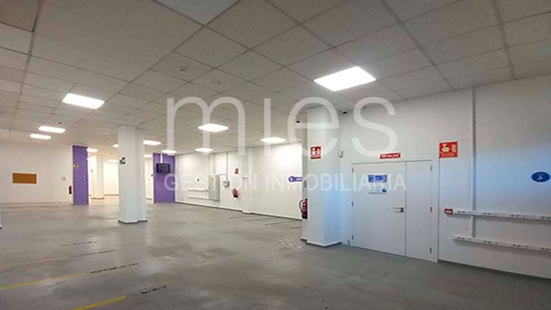 Premises for sale in  Valencia Capital