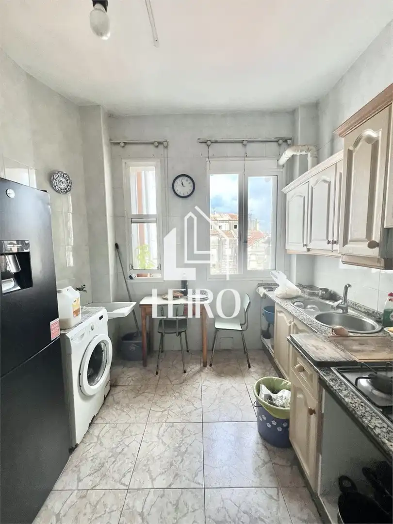 Kitchen of Flat for sale in Vilagarcía de Arousa  with Heating