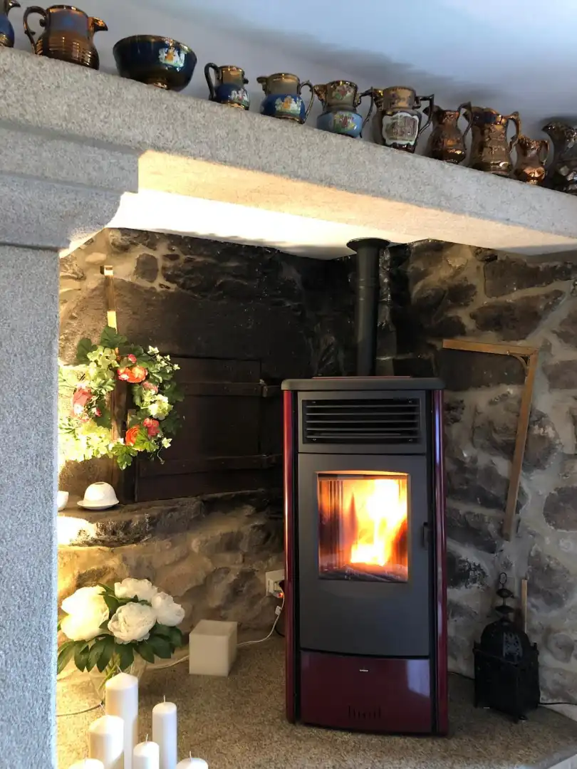 Casa adosada en venta en Brión con Calefacción, Jardín privado y Terraza