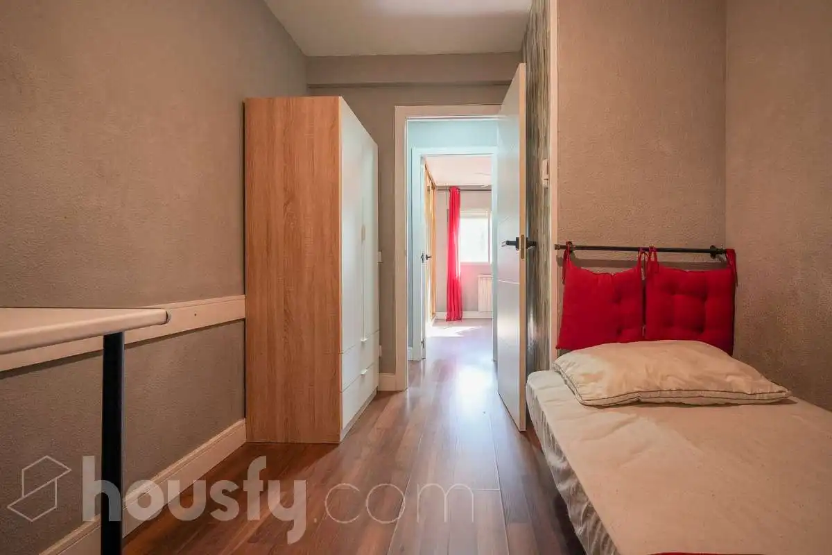 Habitación de Piso en venta en Torrejón de Ardoz con Calefacción, Terraza y Trastero