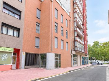 Piso con ascensor en venta en Circular