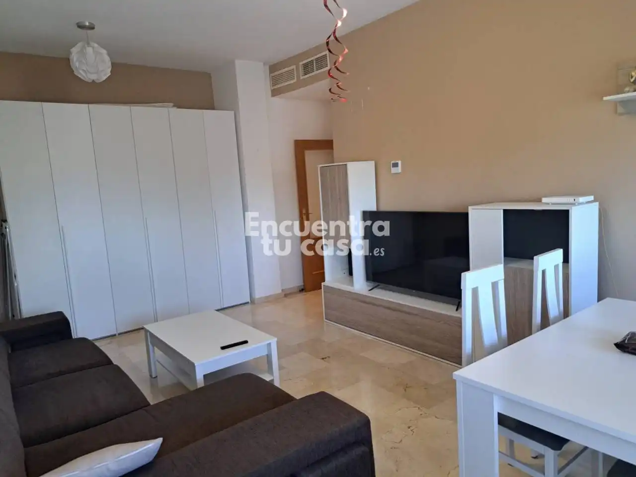 Sala de estar de Piso de alquiler en La Nucia con Aire acondicionado, Calefacción y Amueblado